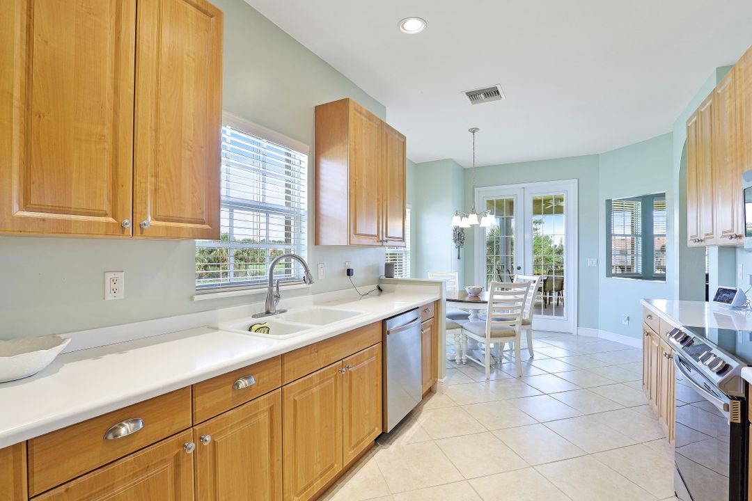 5600 Chelsey Ln #102, Fort Myers, FL 33912