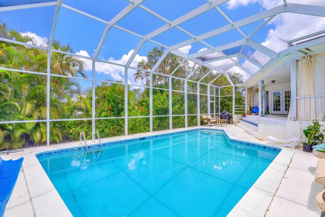 1570 Villa Ct, Marco Island, FL 34145