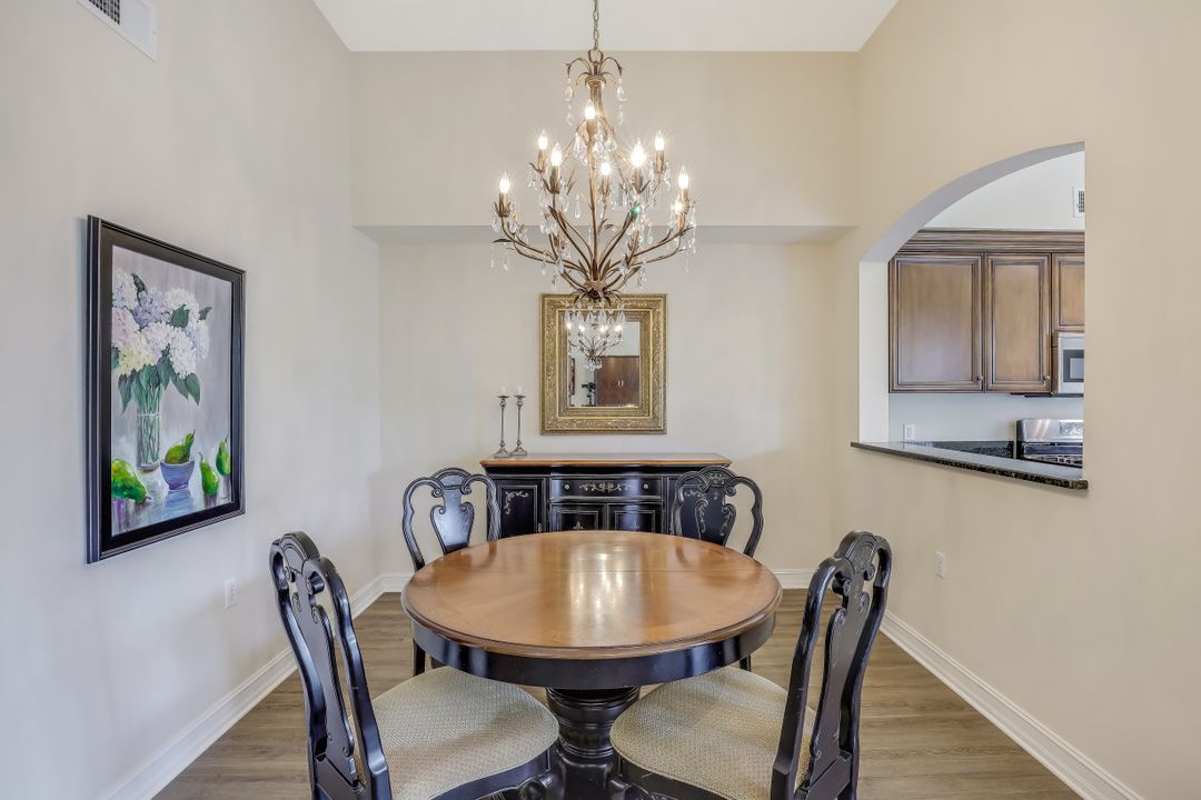 1886 Tarpon Bay Dr S #304, Naples, FL 34119