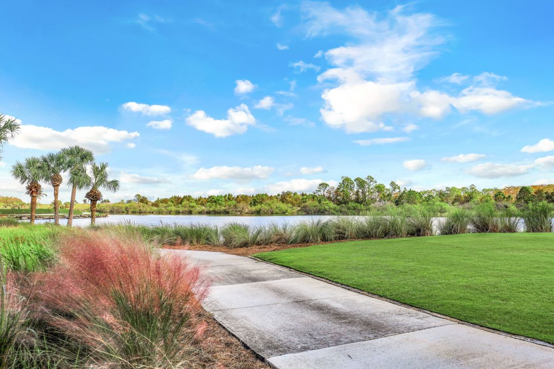 9795 Nickel Ridge Cir, Naples, FL 34120