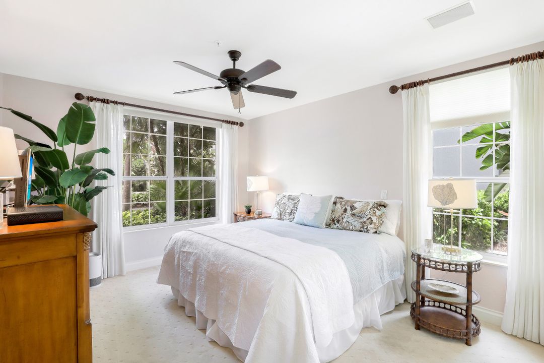 141 Colonade Cir #141, Naples, FL 34103