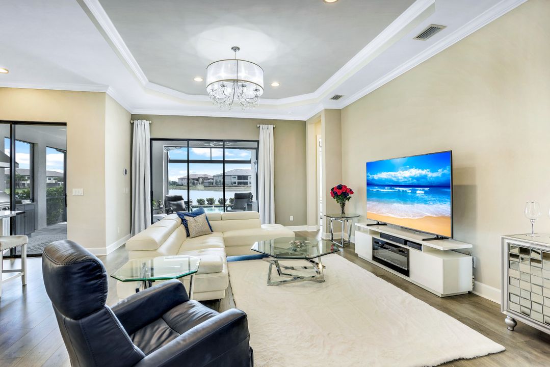 9588 Montelanico Loop, Naples, FL 34119