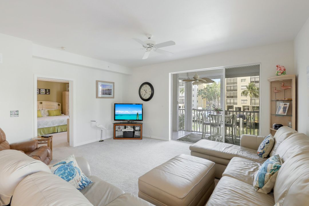 4361 Bay Beach Ln #124, Fort Myers Beach, FL 33931