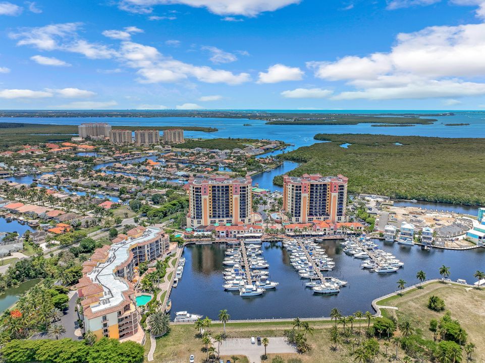 5706 Cape Harbour Dr #110, Cape Coral, FL 33914