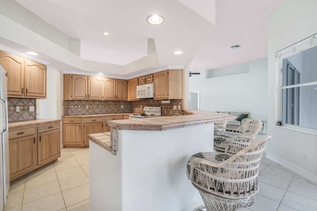 419 Richards Ct, Marco Island, FL 34145