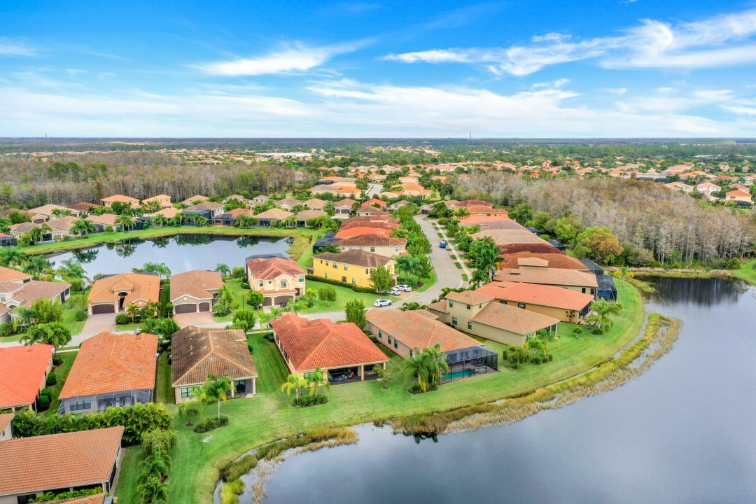 11516 Stonecreek Cir, Fort Myers, FL 33913