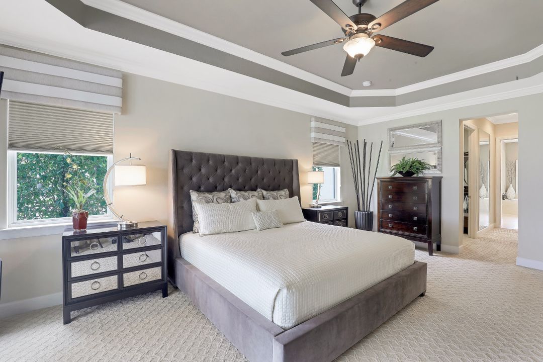 9017 Quarry Dr, Naples, FL 34120