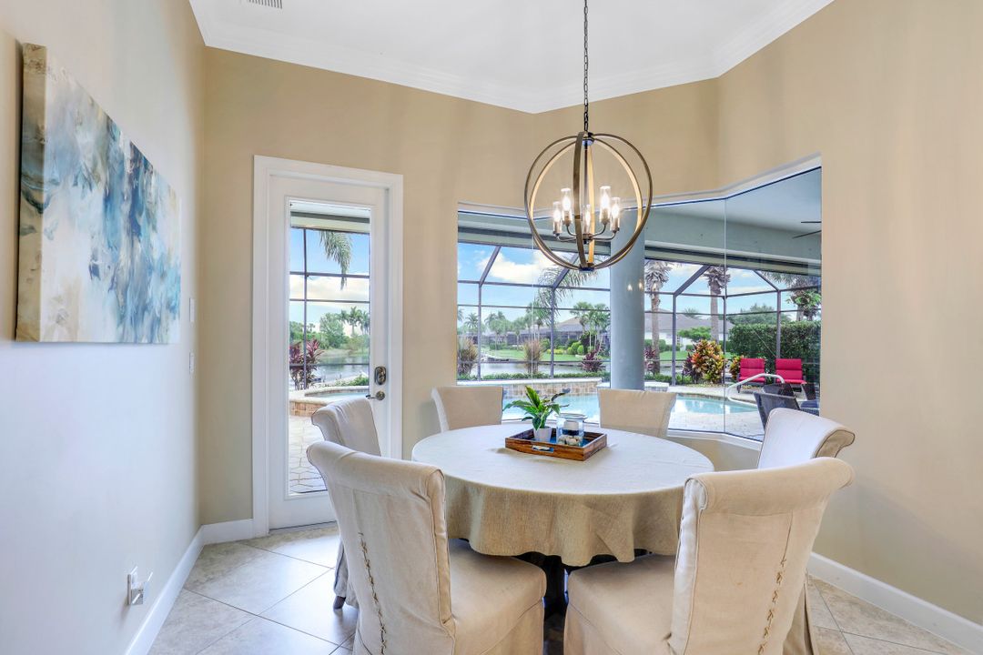 8733 Hideaway Harbor Ct, Naples, FL 34120