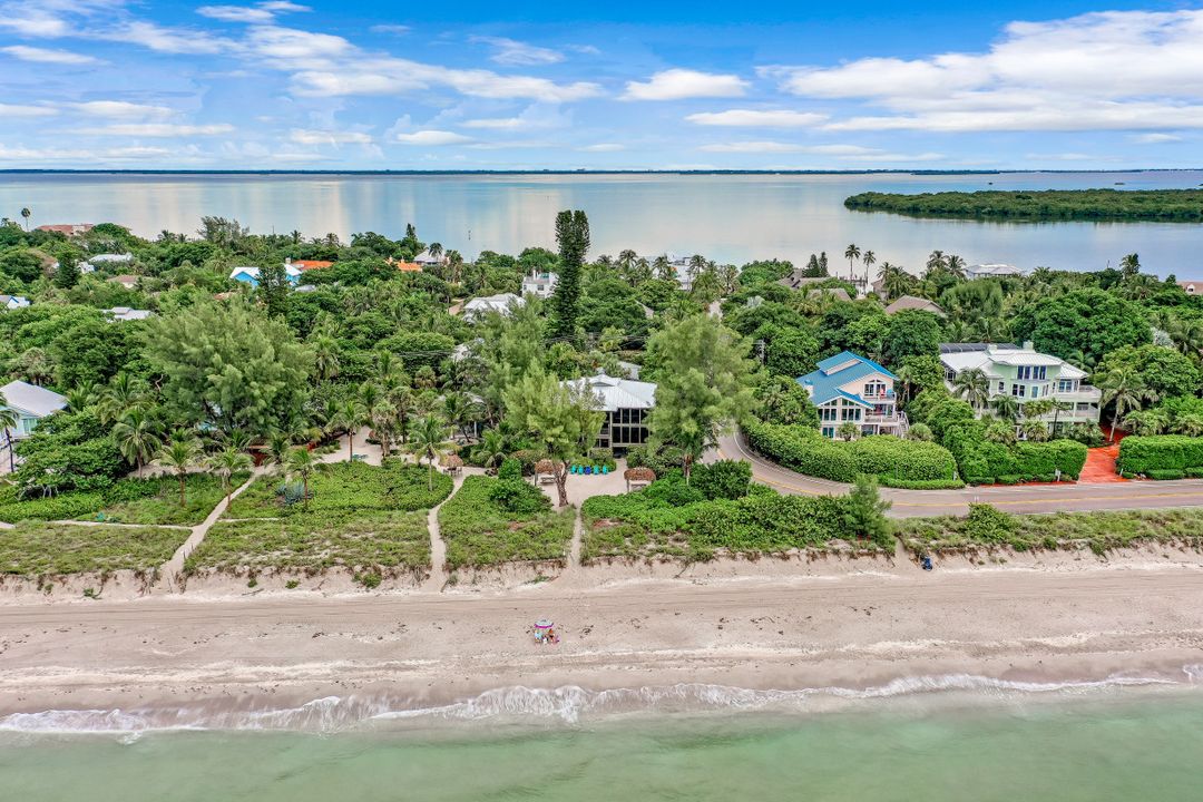 15300 Captiva Dr, Captiva, FL 33924