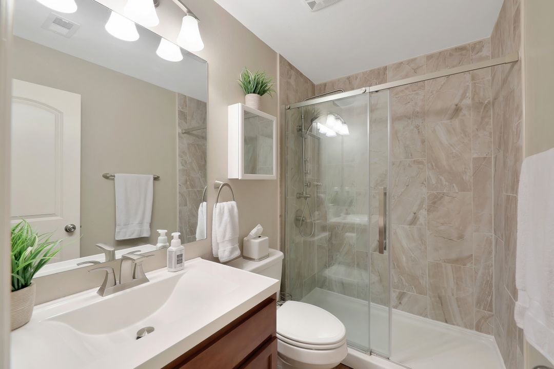 3006 SW 1st Pl, Cape Coral, FL 33914