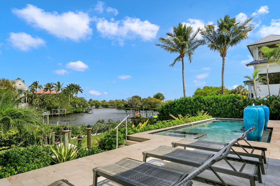 4268 Tarpon Ave, Bonita Springs, FL 34134