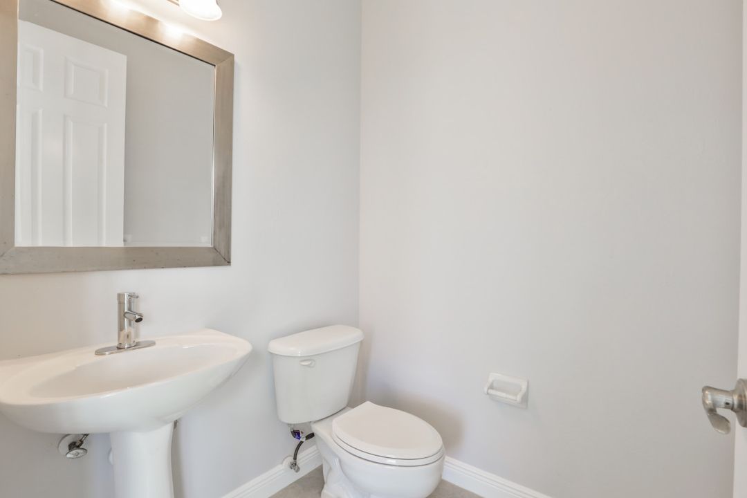 2921 SW 16th Pl, Cape Coral, FL 33914