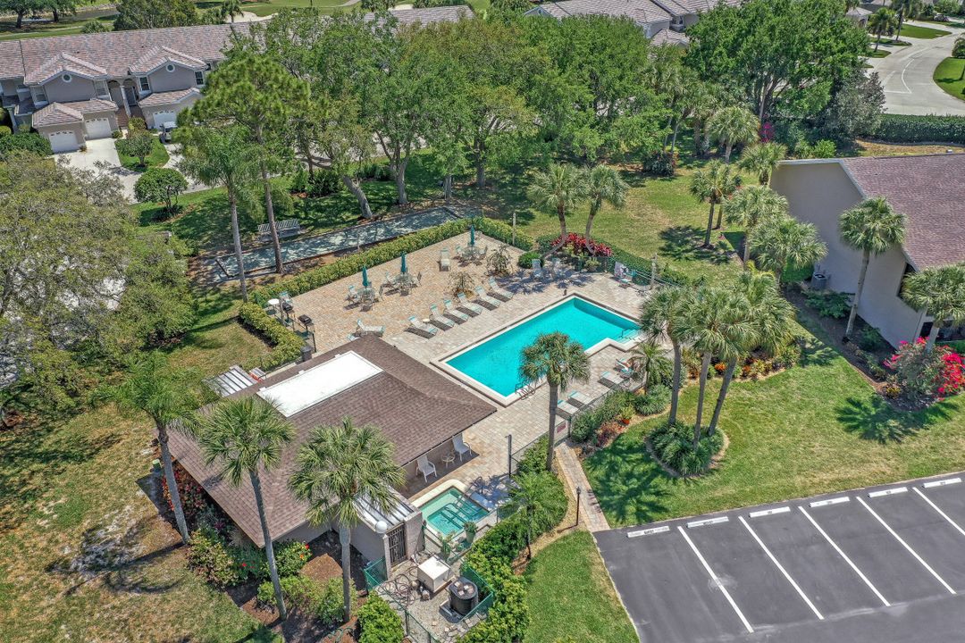 1782 Imperial Golf Course Blvd #c-104, Naples, FL 34110