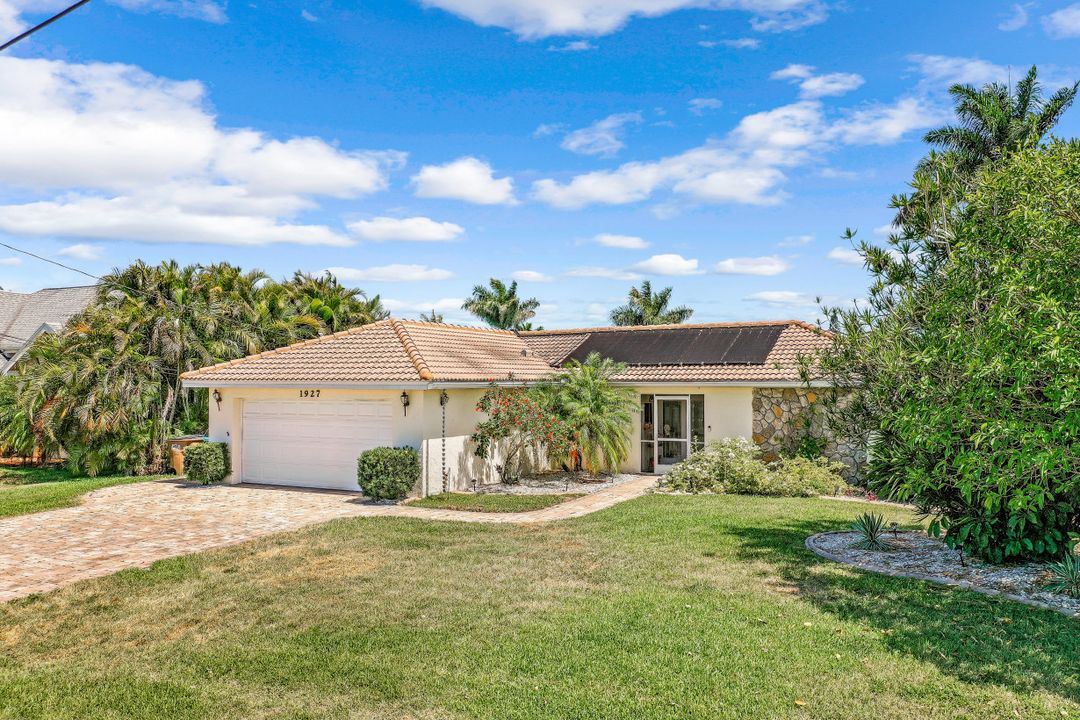 1927 SE 10th St, Cape Coral, FL 33990