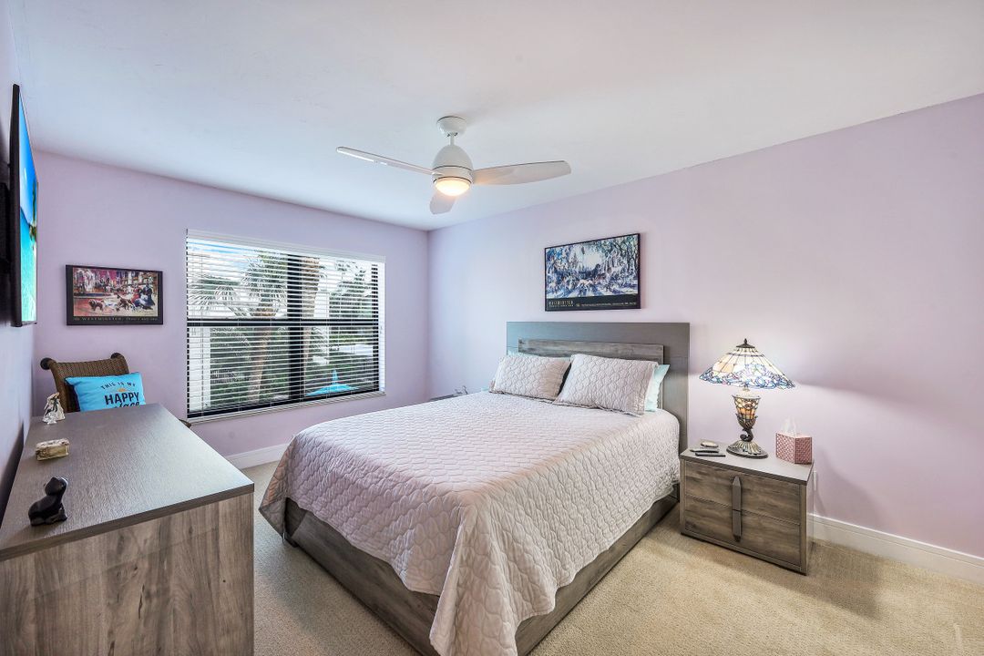 812 10th Ave S #812, Naples, FL 34102