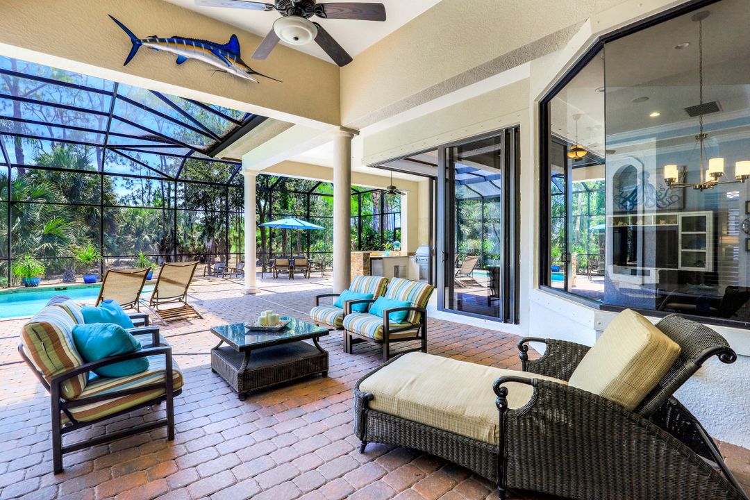 7413 Byrons Way, Naples, FL 34113