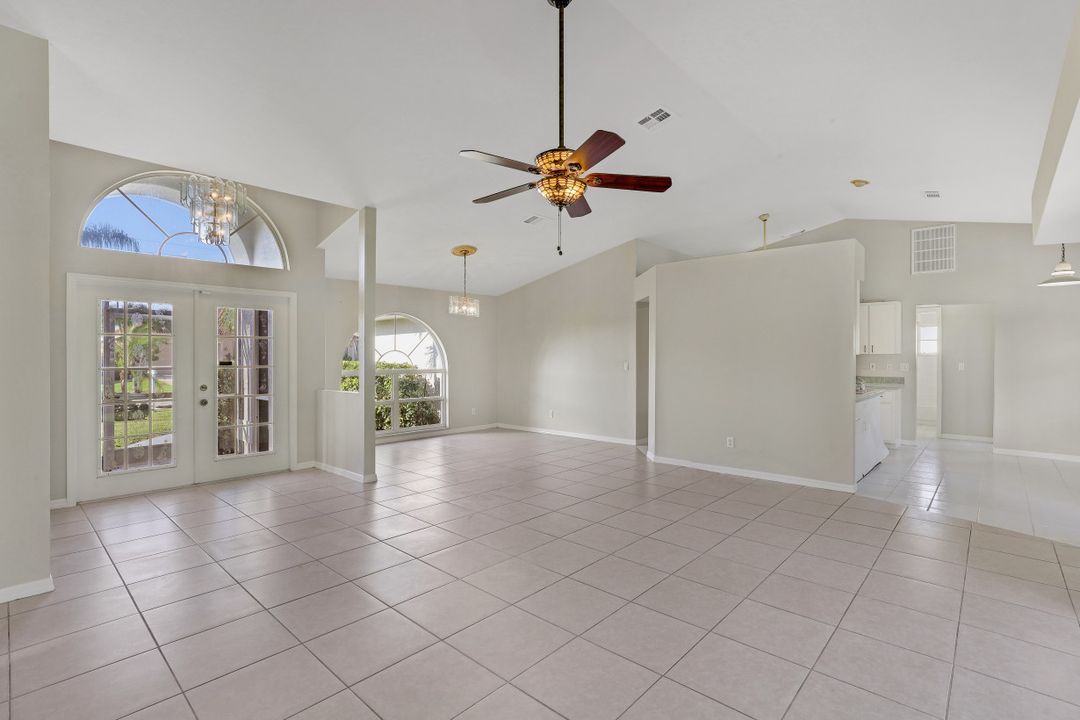 1923 SW 48th Ln, Cape Coral, FL 33914