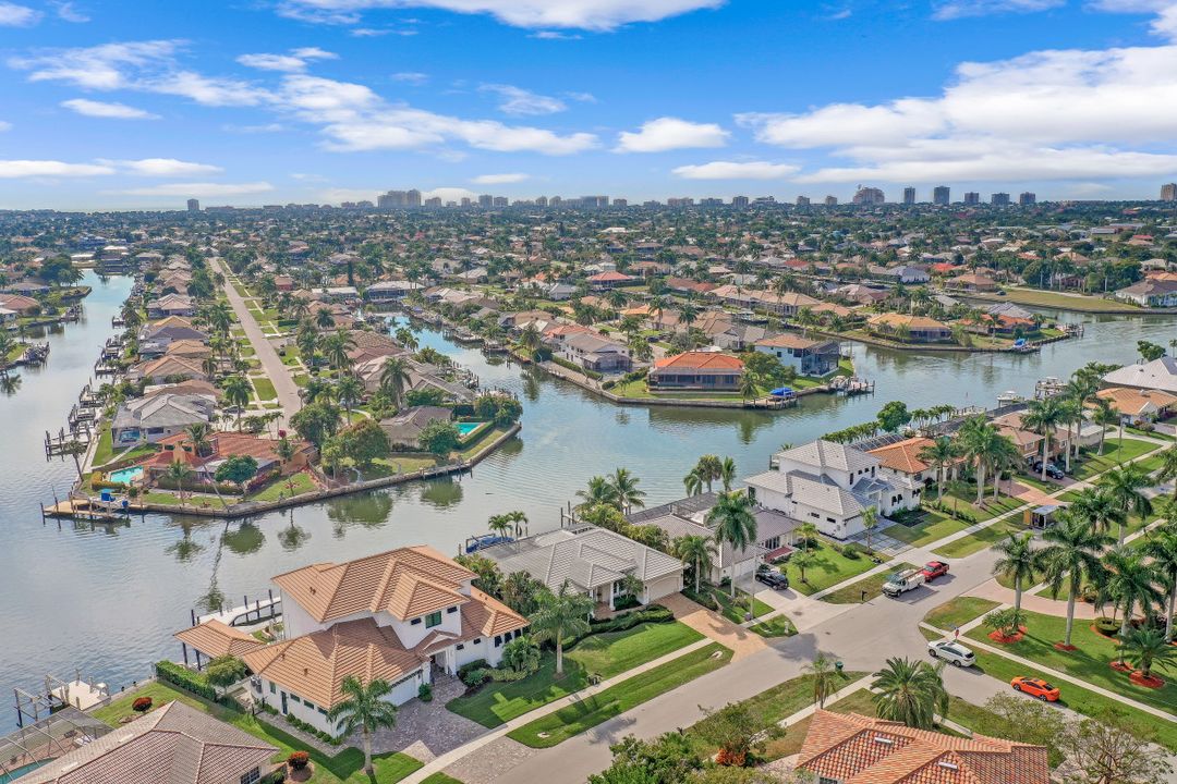 1786 Hummingbird Ct, Marco Island, FL 34145