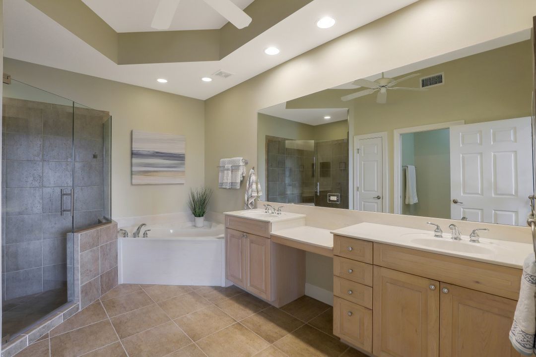 10321 Autumn Breeze Dr #102, Bonita Springs, FL 34135