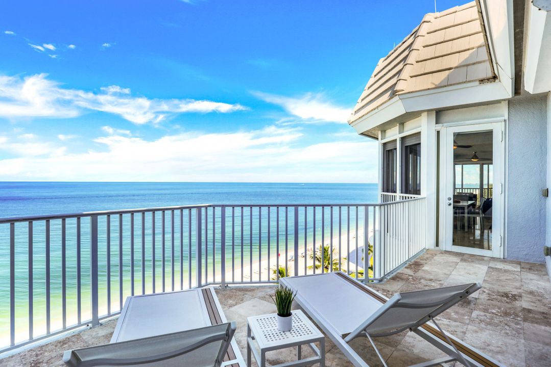 9811 Gulf Shore Dr, Naples, FL 34108