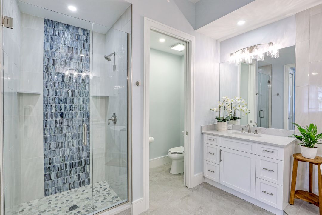 835 Bentwater Cir #103, Naples, FL 34108