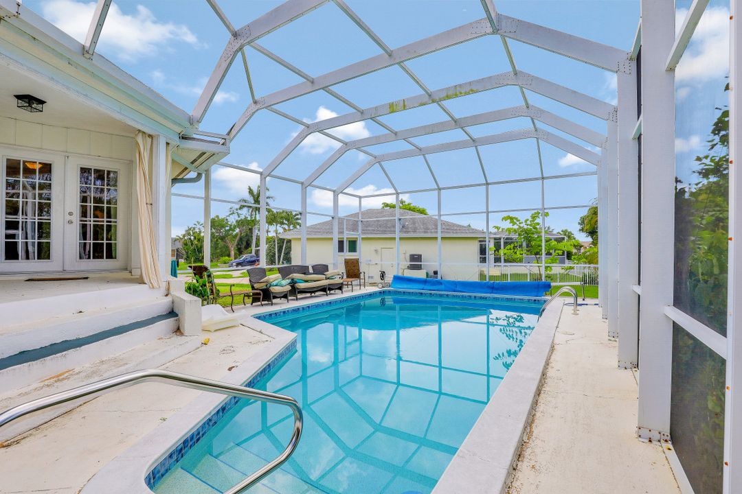 1570 Villa Ct, Marco Island, FL 34145