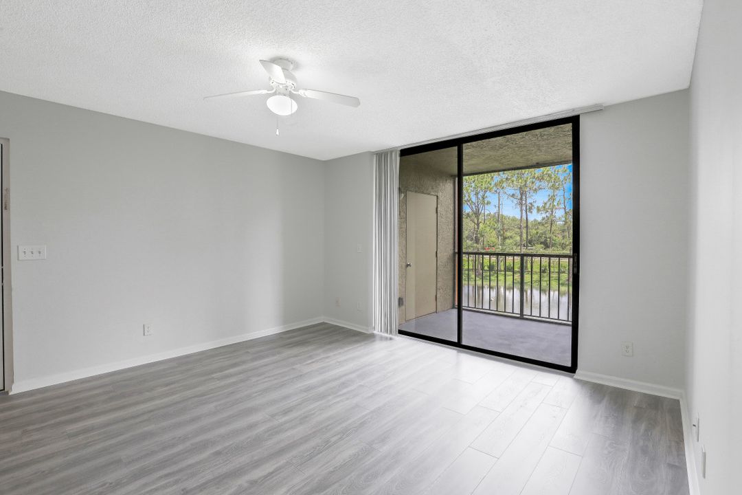 13545 Eagle Ridge Dr #826, Fort Myers, FL 33912