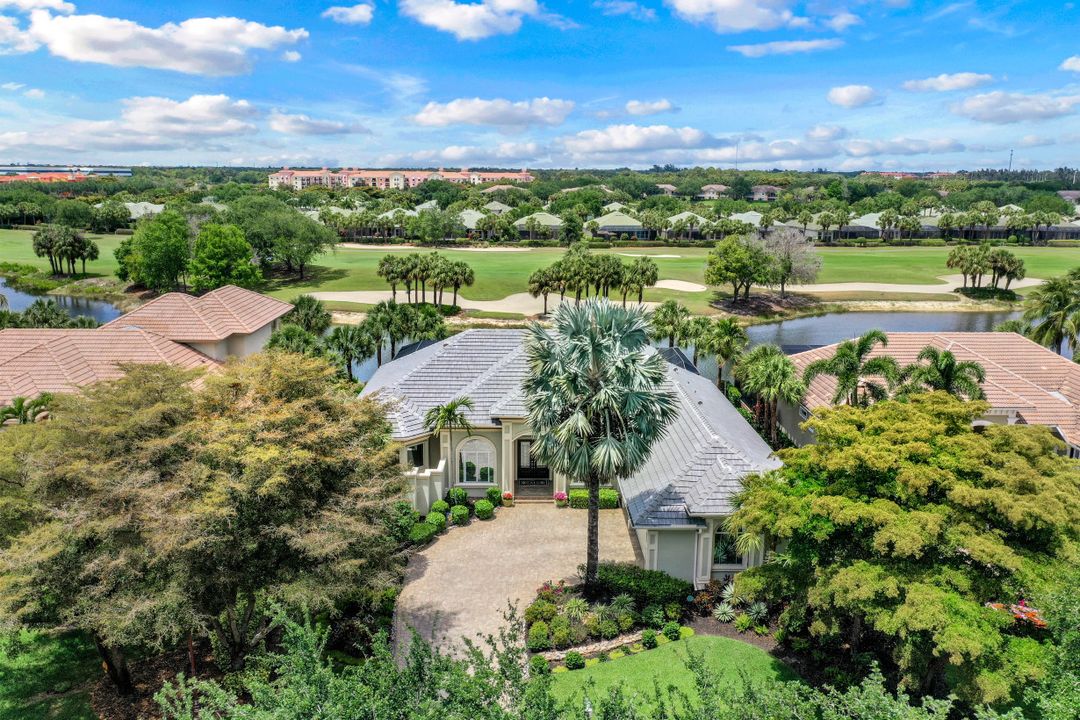 22270 Banyan Hideaway Dr, Bonita Springs, FL 34135