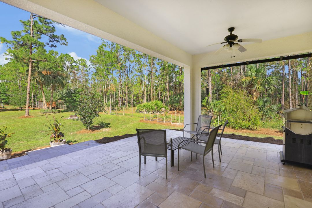 1491 20th Ave NE, Naples, FL 34120