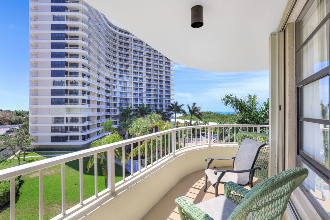 440 Seaview Ct, Marco Island, FL 34145