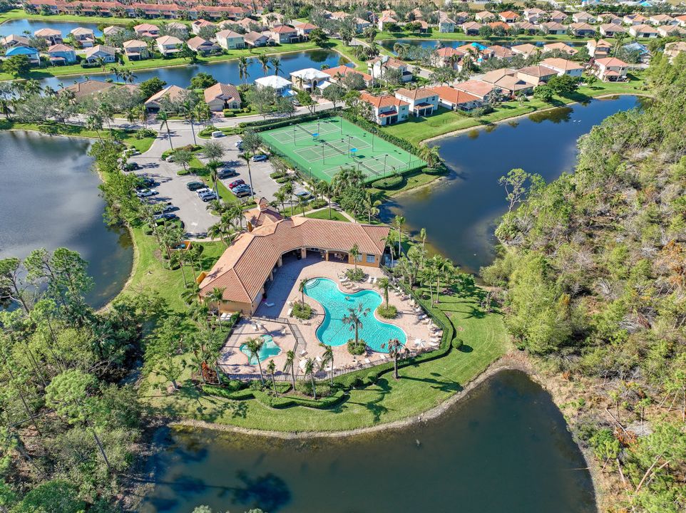 2565 Caslotti Way, Cape Coral, FL 33909