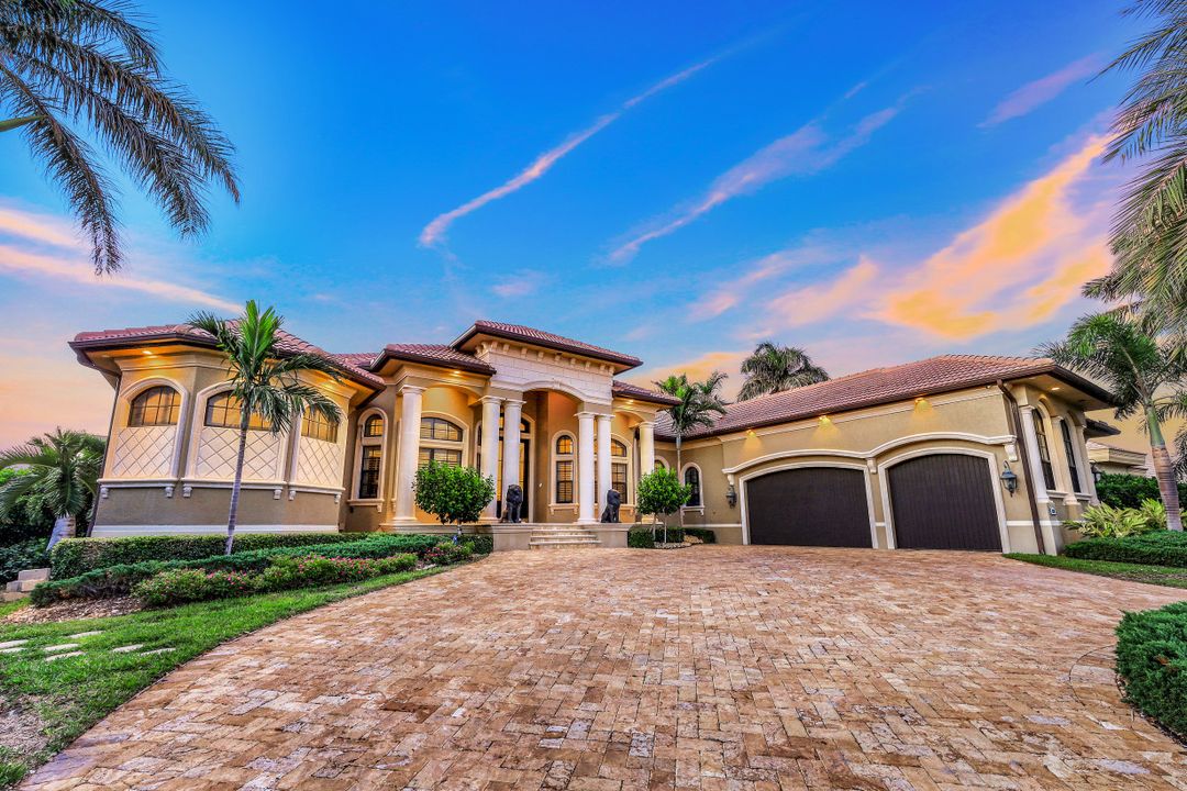 830 W Copeland Dr, Marco Island, FL 34145