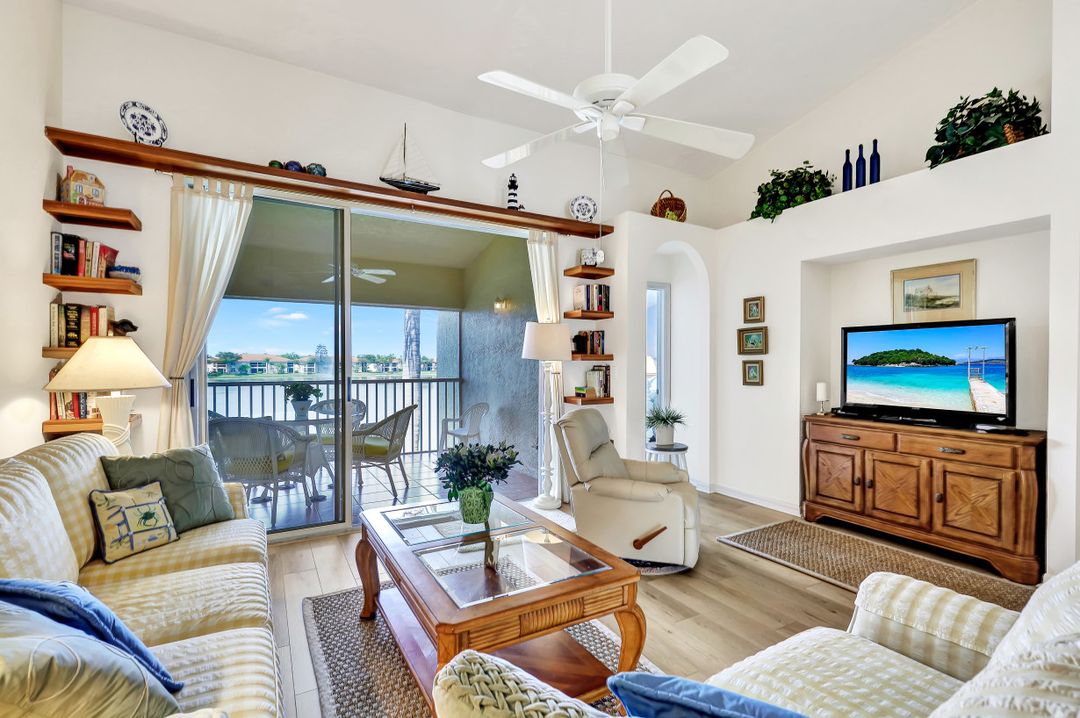 6432 Huntington Lakes Cir #203, Naples, FL 34119