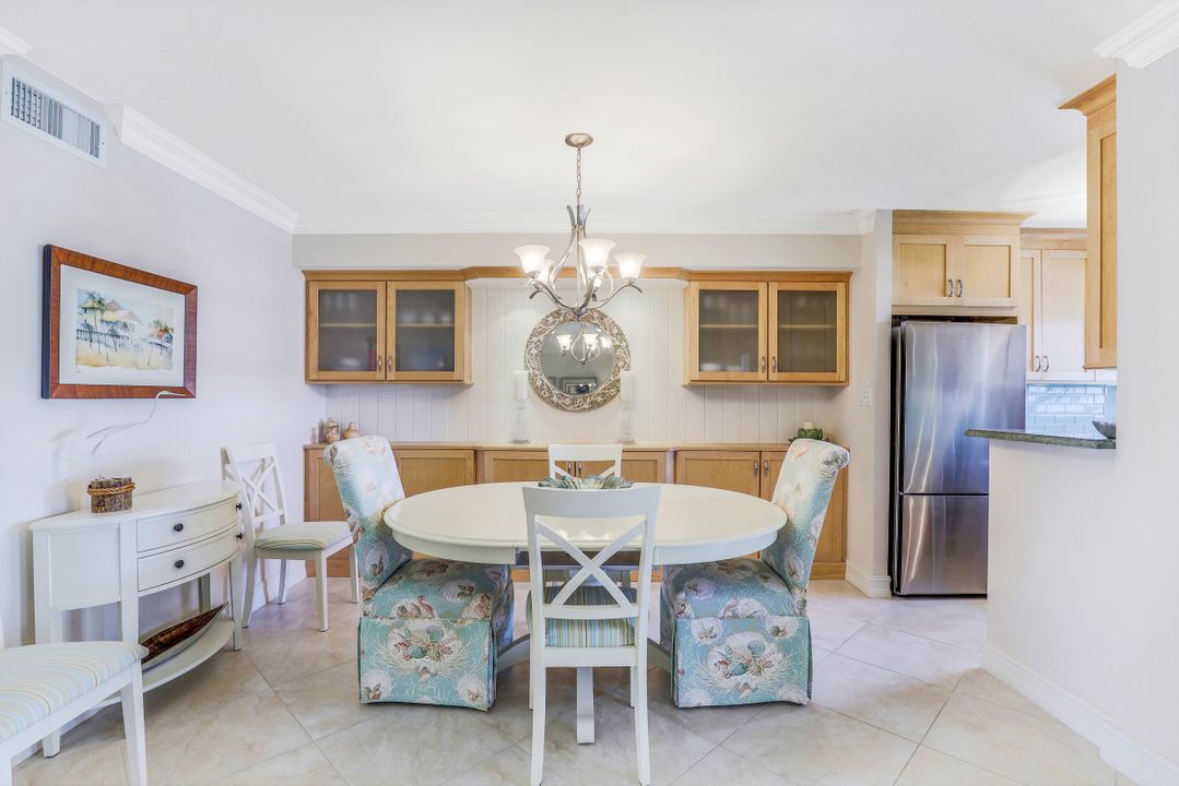 3450 Gulf Shore Blvd N #313, Naples, FL 34103