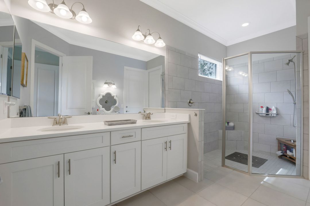 19698 Estero Pointe Ln, Fort Myers, FL 33908