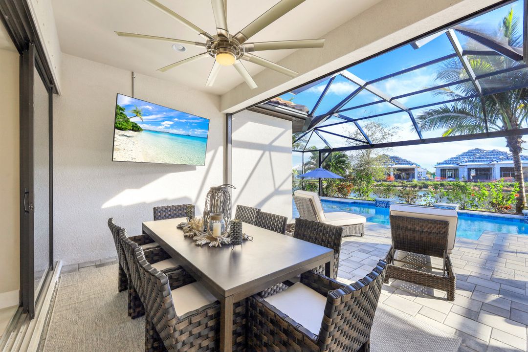 3274 Belon Ln, Naples, FL 34114