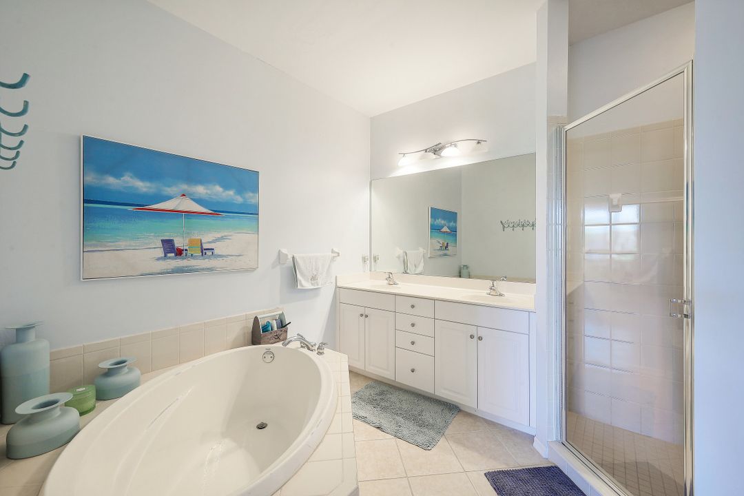 3993 Bishopwood Ct E #206, Naples, FL 34114