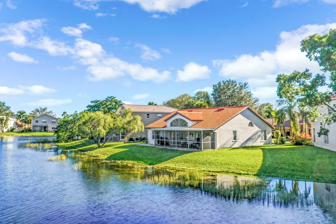 12441 Eagle Pointe Cir, Fort Myers, FL 33913