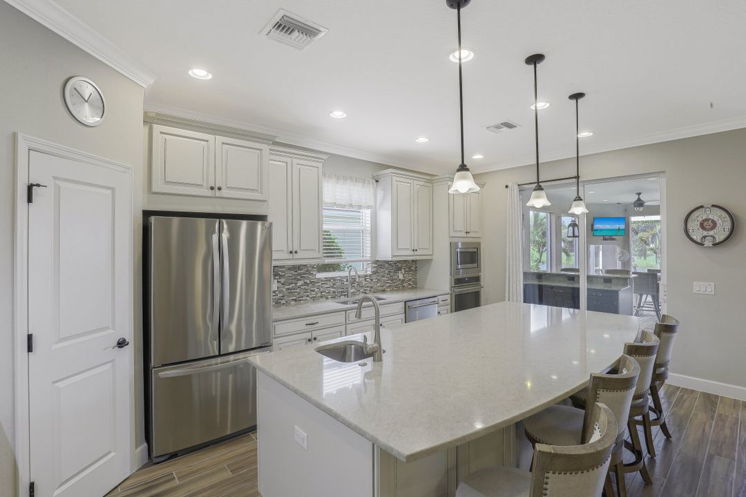 2761 Lambay Ct, Cape Coral, FL 33991