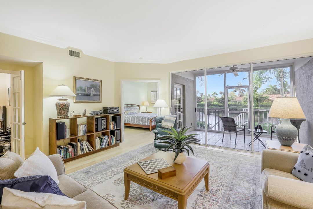 6549 Marissa Loop #21, Naples, FL 34108