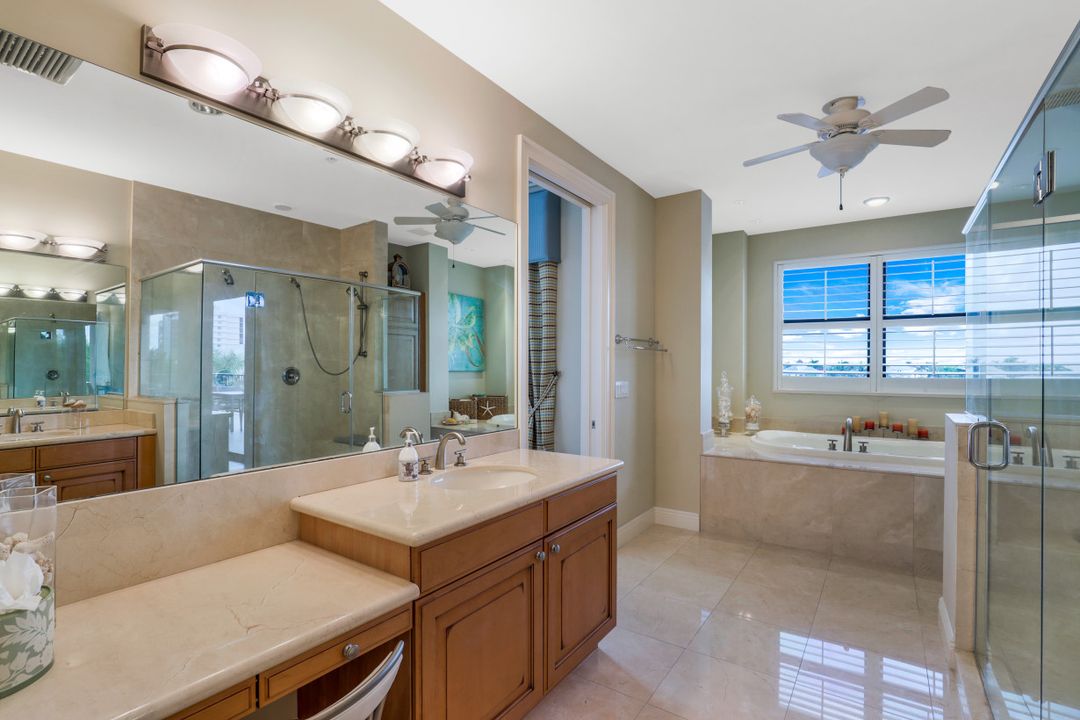 10620 Gulf Shore Dr #401, Naples, FL 34108