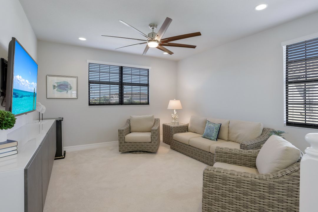 4228 Amelia Wy, Naples, FL 34119