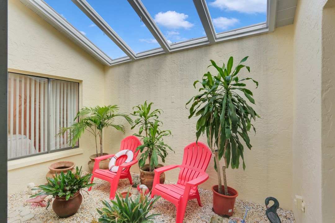 136 SW 38th Terrace, Cape Coral, FL 33914