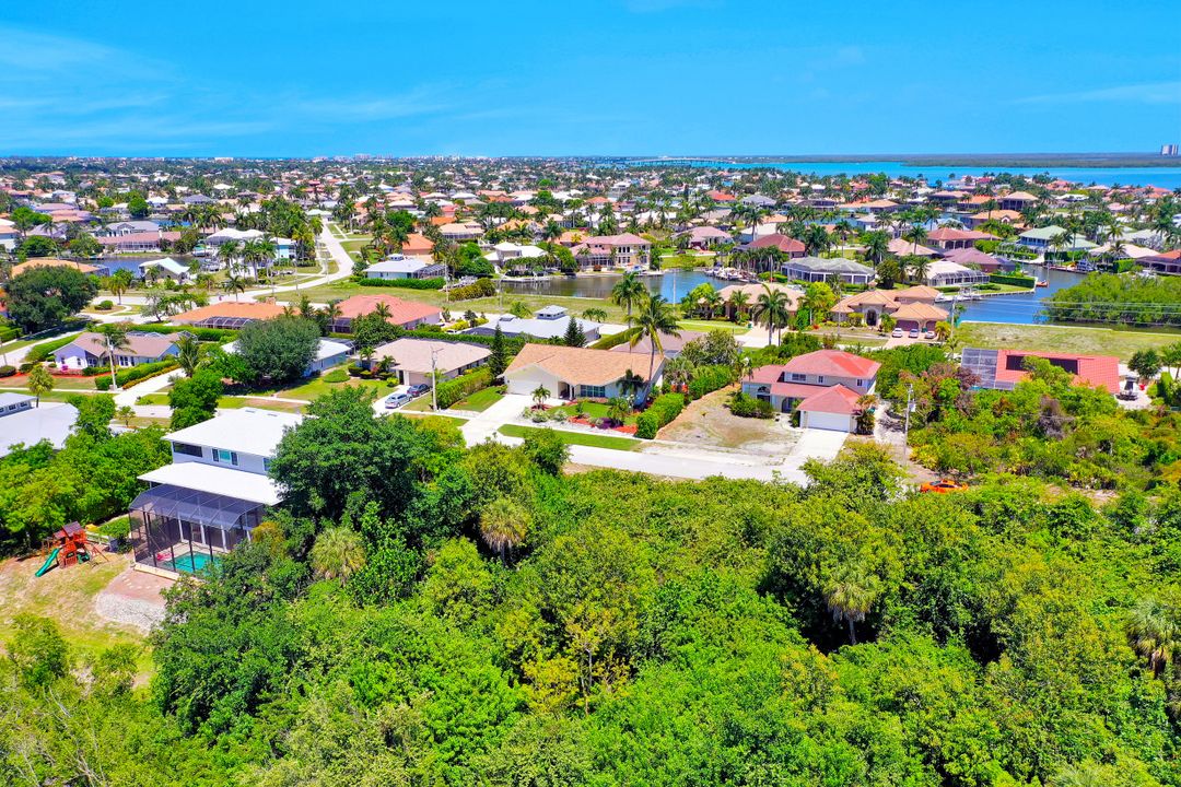 1959 Sheffield Ave, Marco Island, FL 34145