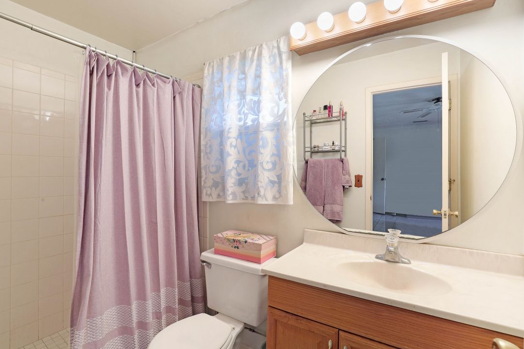 918 Santa Barbara Blvd, Cape Coral, FL 33991