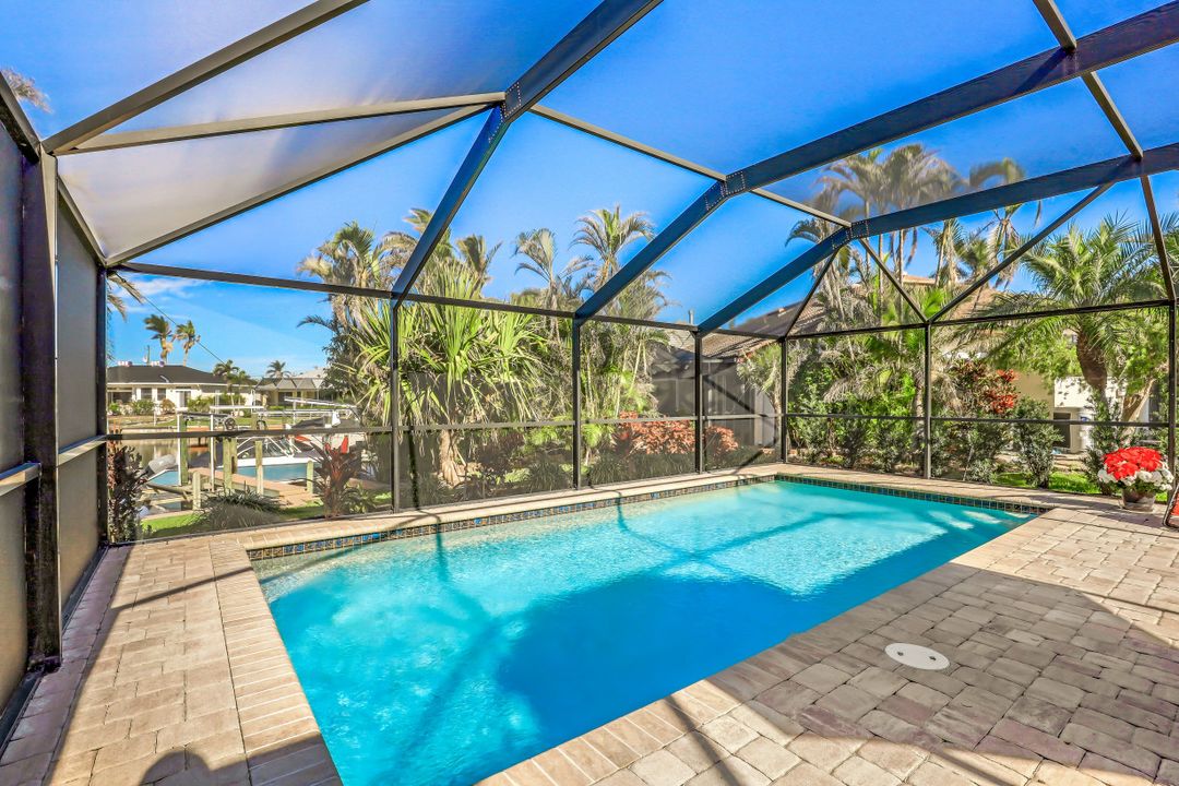 4832 Agualinda Blvd, Cape Coral, FL 33914