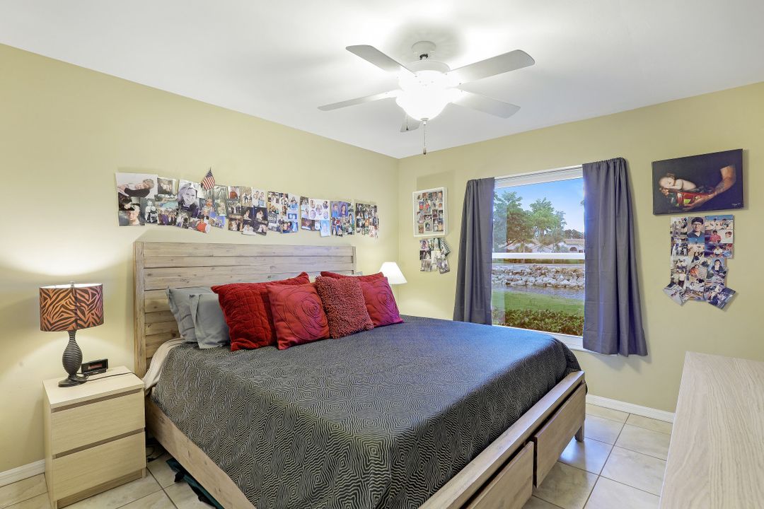 12724 Hunters Ridge Dr, Bonita Springs, FL 34135