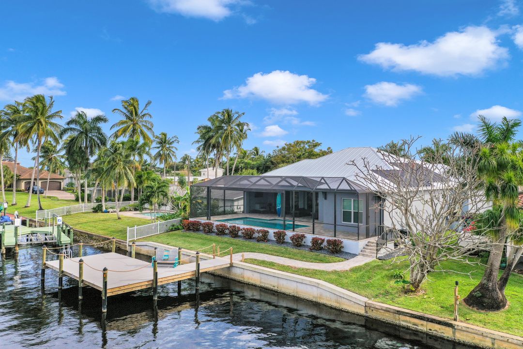 1131 Lucerne Ave, Cape Coral, FL 33904