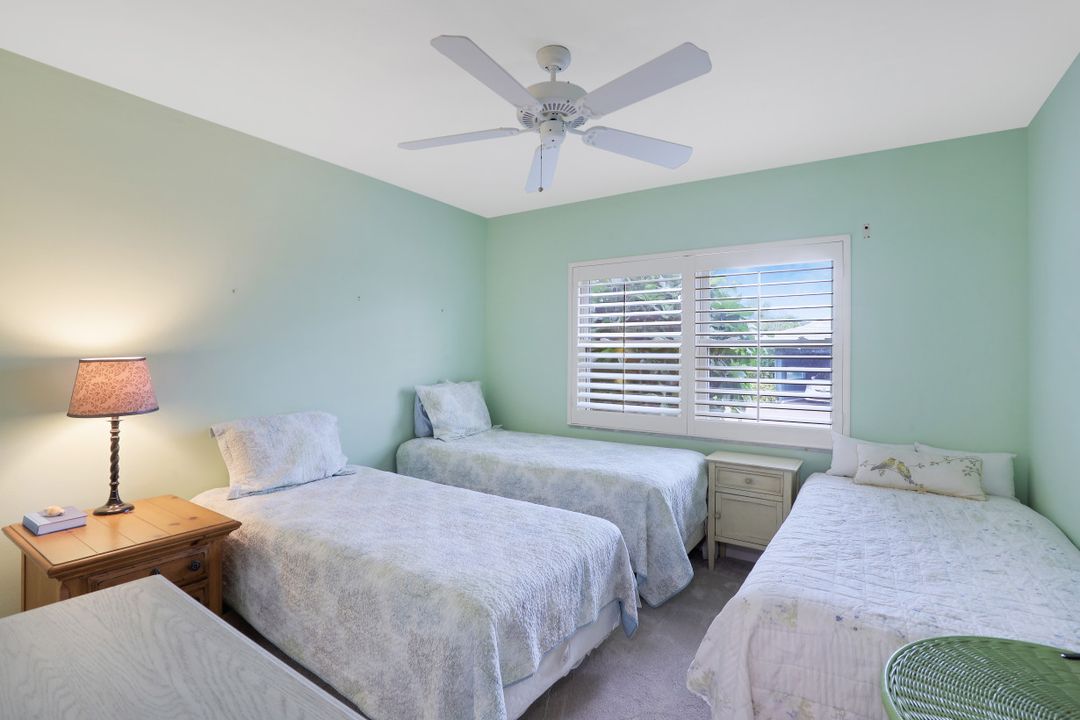 3400 Gulf Shore Blvd N #B-2, Naples, FL 34103