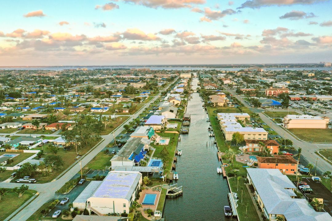 912 SE 46th St #202, Cape Coral, FL 33904